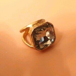 Crystal & gold anthropologie ring. Size 7